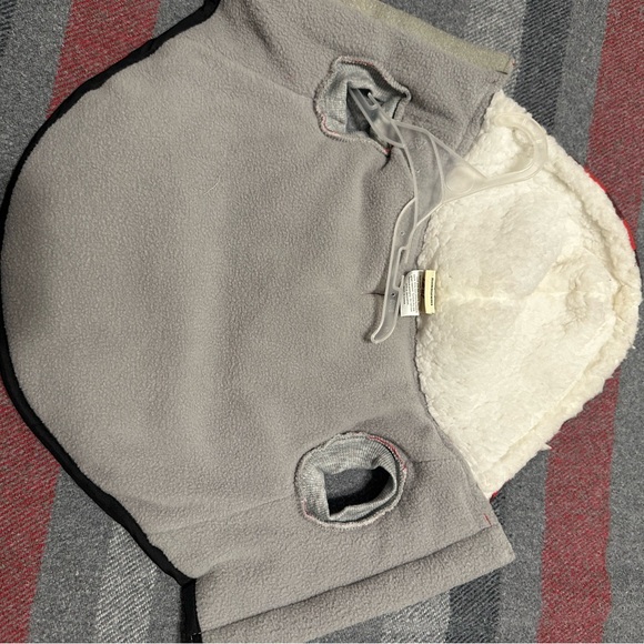 NWT dog jacket - Picture 13 of 15